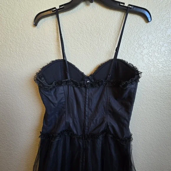 Stunning LIP SERVICE Gothic Whimsy Fairy Gown Corset Dress Black Tulle Lace M - Picture 8 of 15